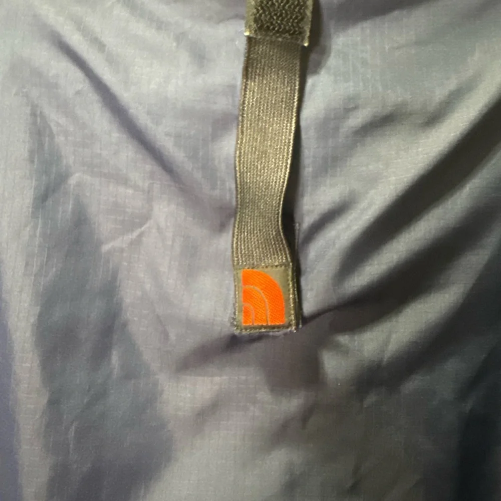 Vintage The North Face Blue and Cream Windbreaker Jacket‎